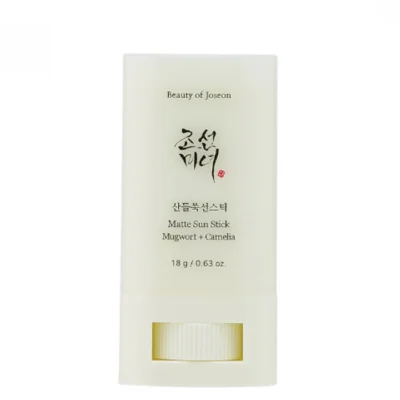 Matte Sun Stick Mugwort + Camelia