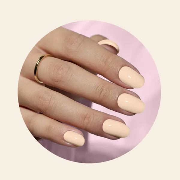 A La Crème 83% Plant Based Nail Polish - Image 3