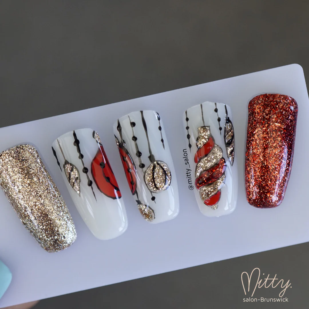 Kiss Me Red - Image 5