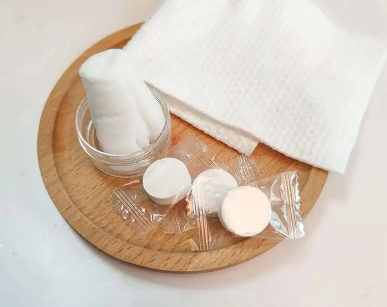 Disposable Face Towel / Fibrella - 20cm x 22cm