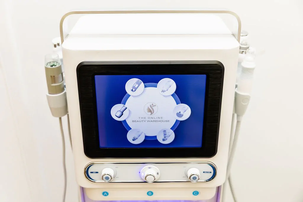 Professional Grade Hydrodermabrasion Machine - Image 9