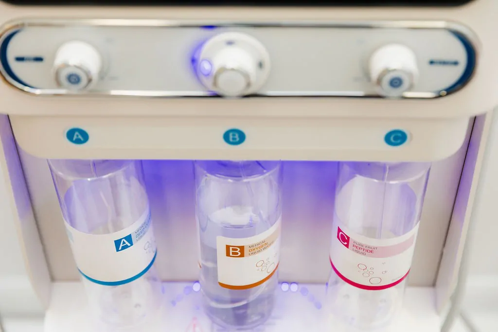 Professional Grade Hydrodermabrasion Machine - Image 11