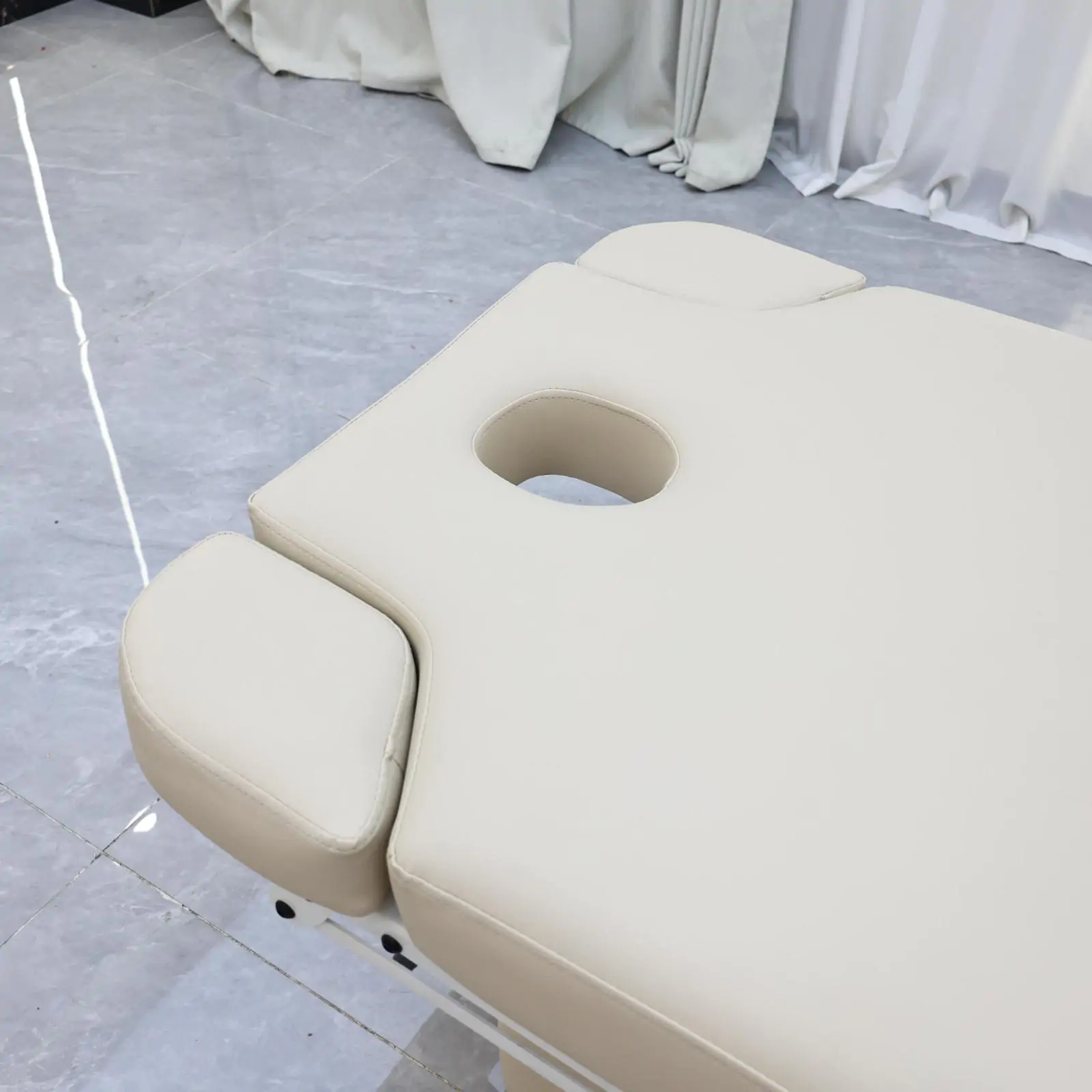 Deluxe Spa Electric Table - Image 18