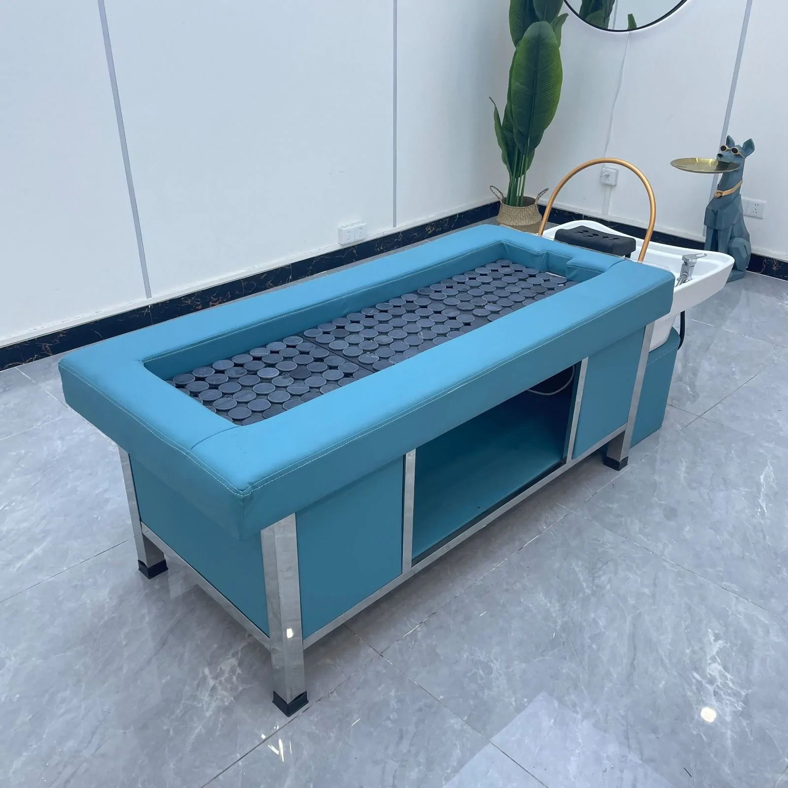 Sora Japanese Head Spa And Body Treatment Plumbed Table - Image 5