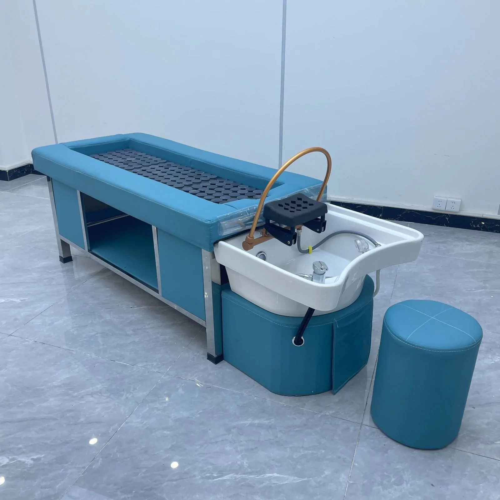 Sora Japanese Head Spa And Body Treatment Plumbed Table - Image 7