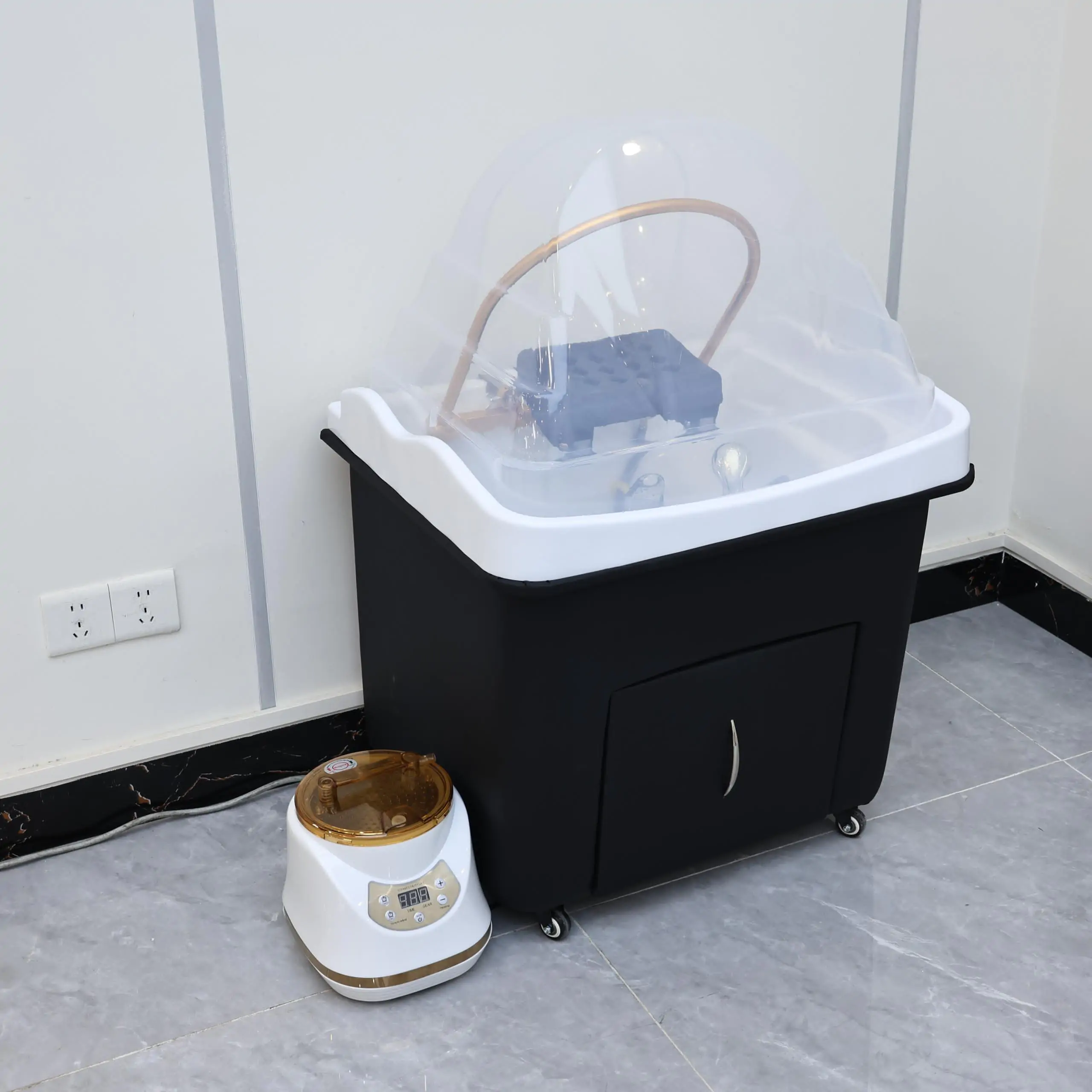 Sakura Plumbed Head Spa - Image 8