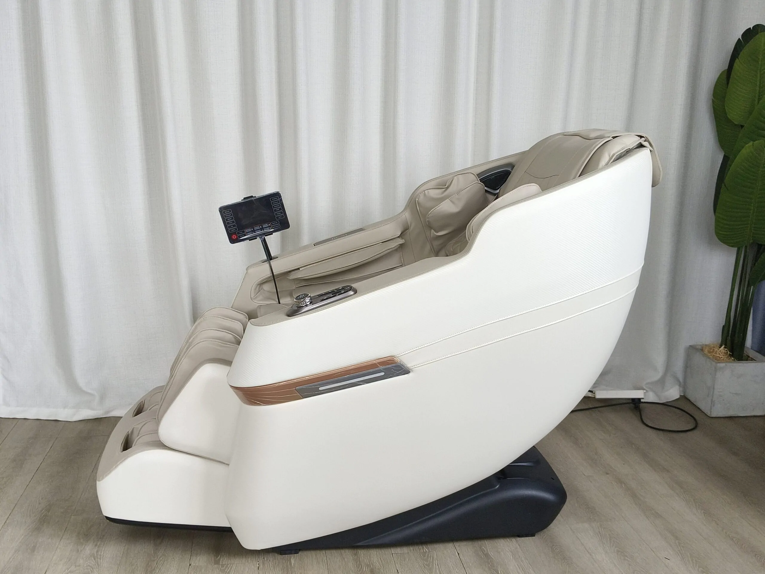 Sakura Flow Massage Chair - Beige - Image 2