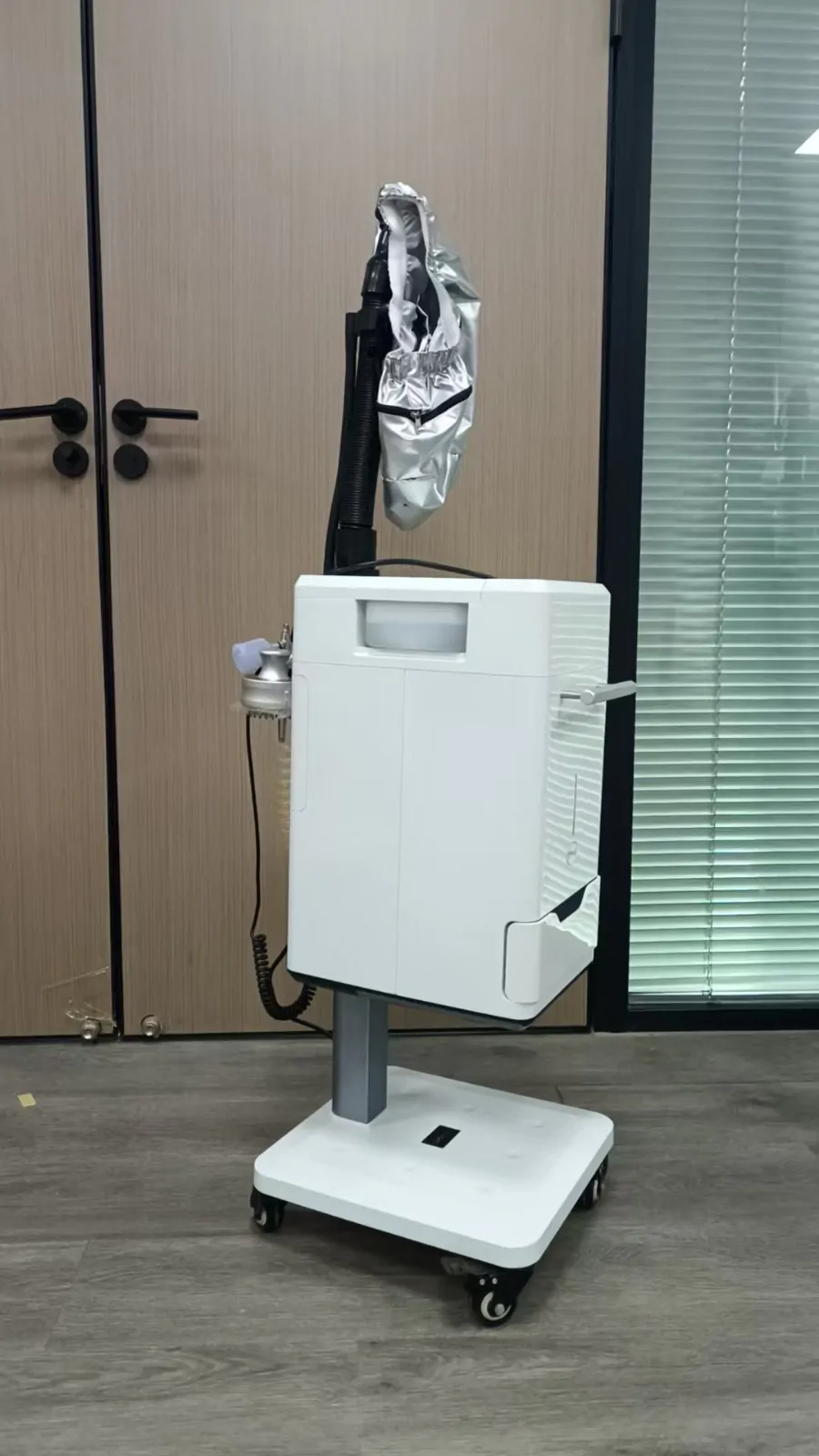 NanoSteam Advance Hair Steamer - Image 4