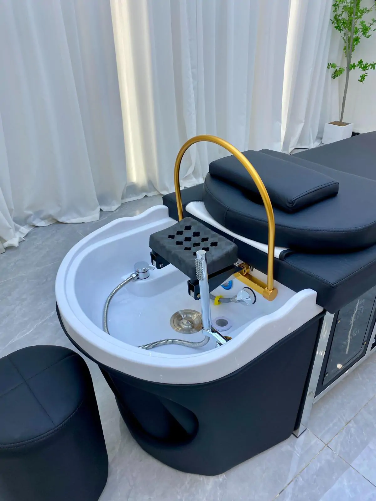 Hako Zen Head Spa - Image 12