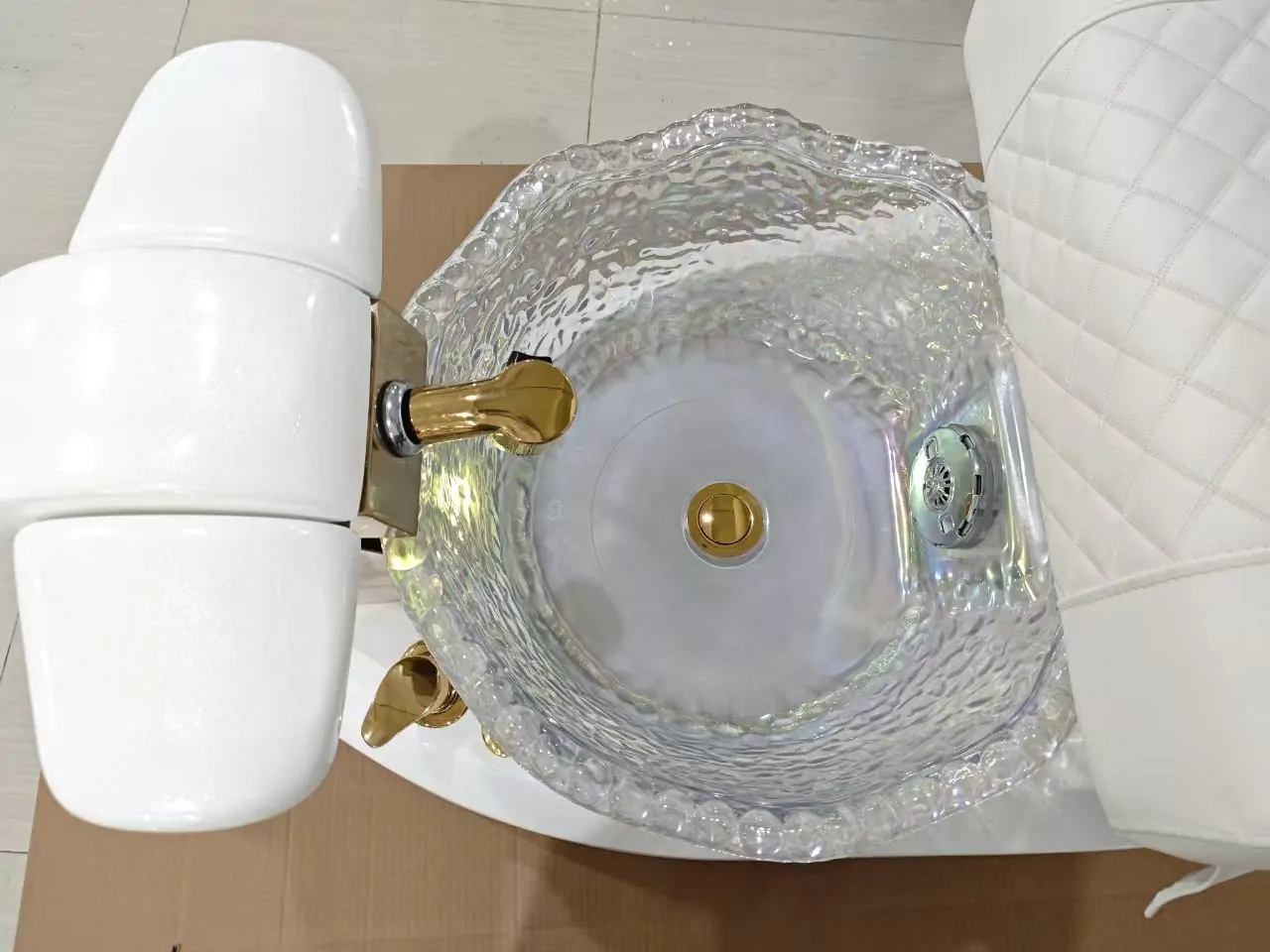 Still Waters Spa Chair with Basin - Image 5