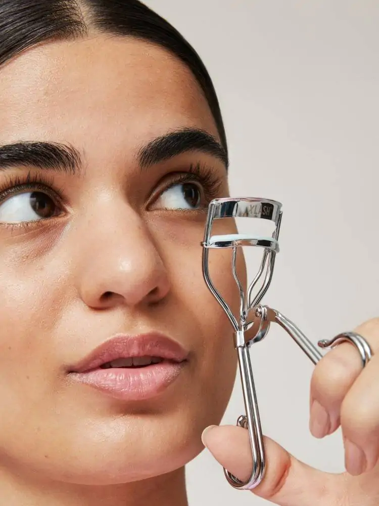 Xlash - Cult Classic Eyelash Curler - Image 2