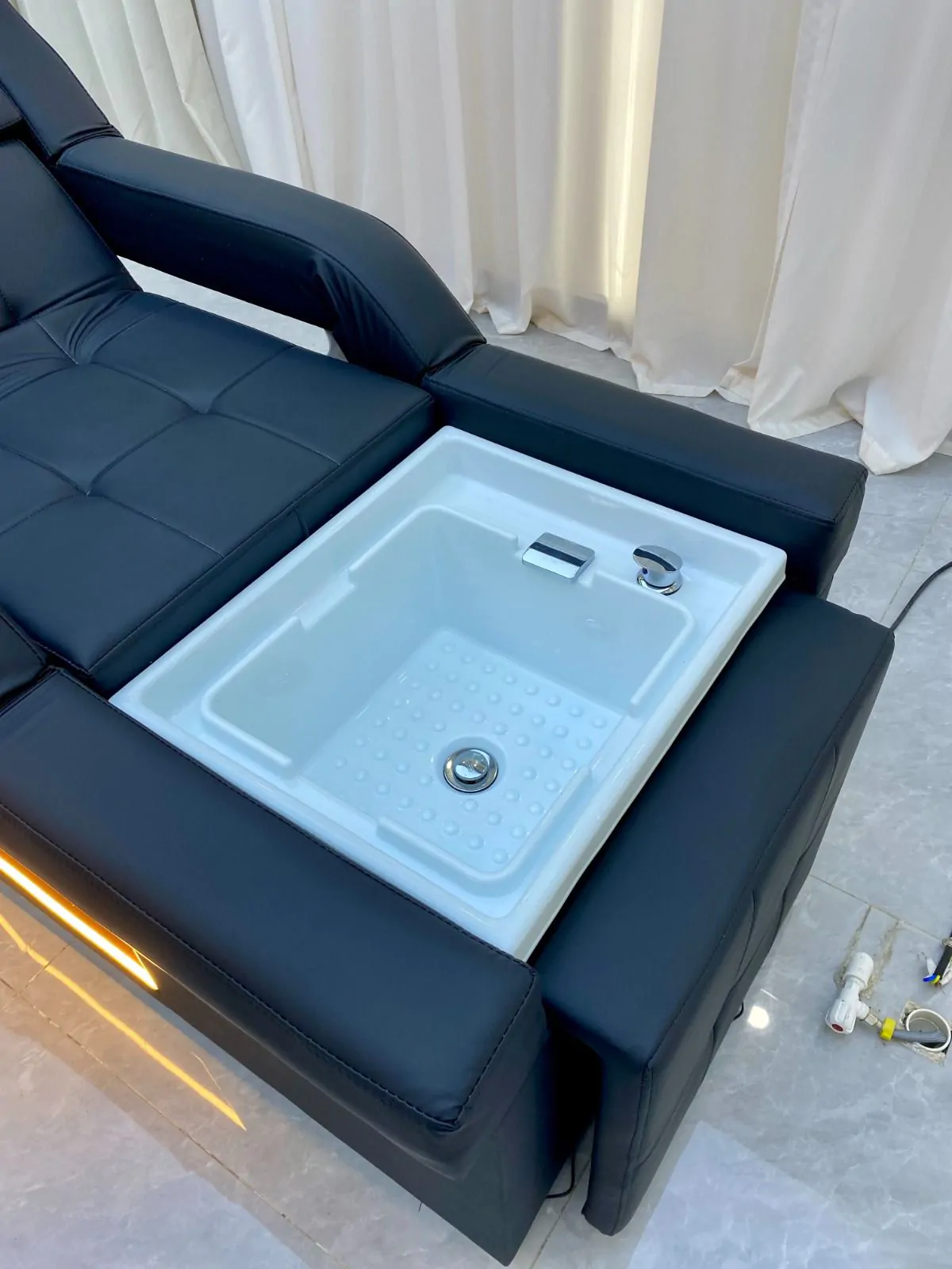 Levana Illumina Pro Japanese Head Spa with Pedicure Basin - Image 24