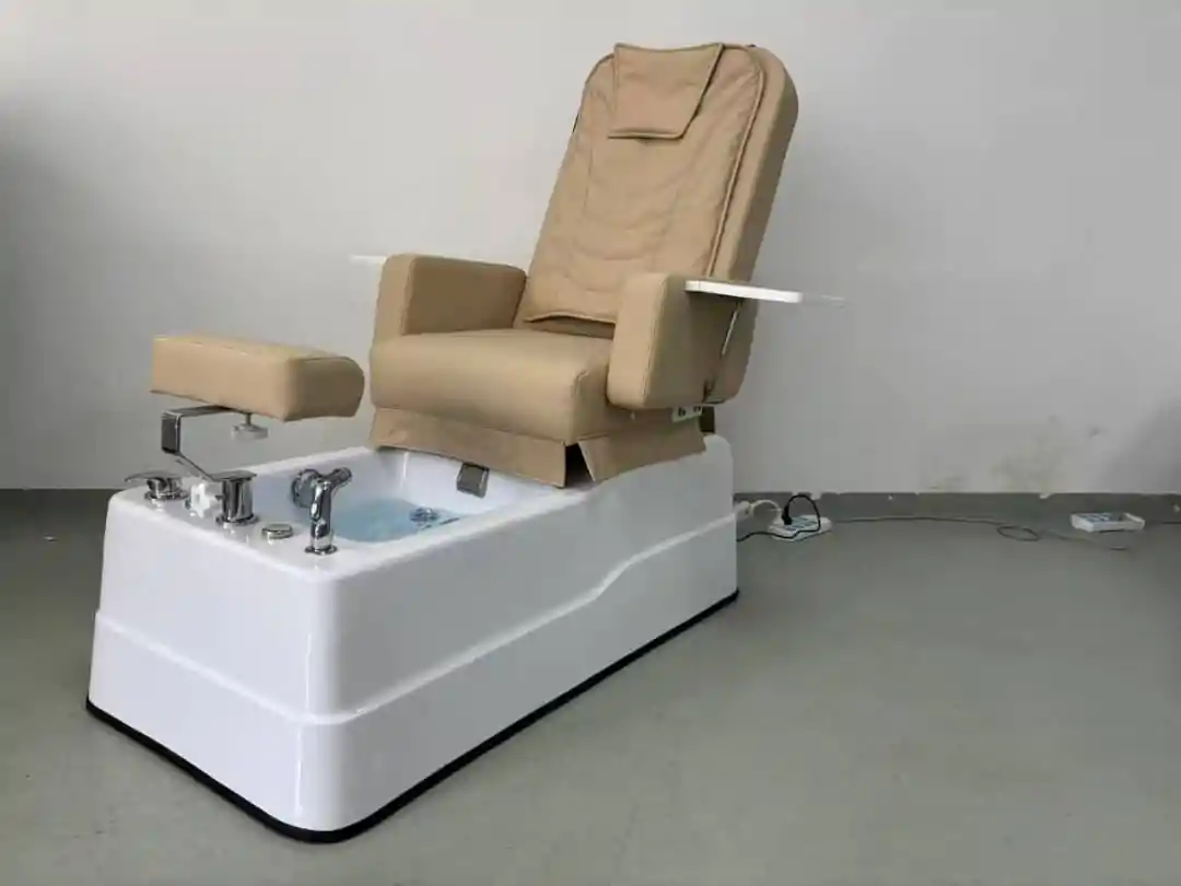Soak & Soothe Pedicure Chair - Image 3